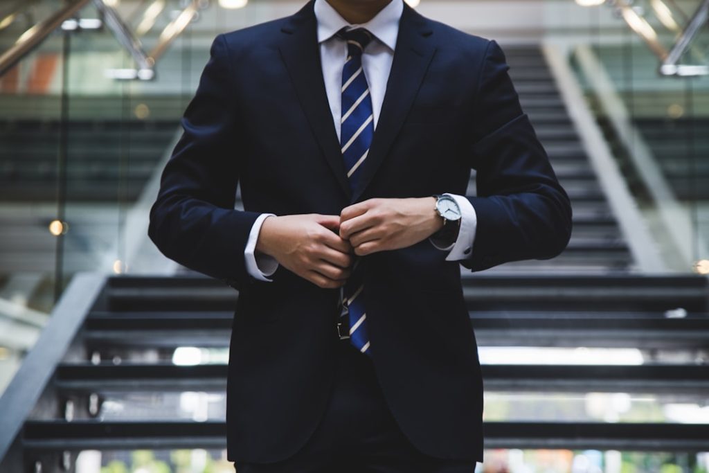 découvrez l'assurance responsabilité professionnelle, essentielle pour protéger votre activité contre les risques liés à des actes professionnels. protégez-vous contre les réclamations et assurez la pérennité de votre entreprise.