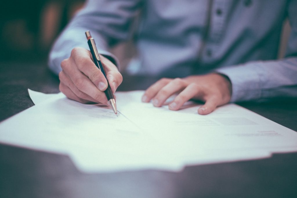 découvrez l'assurance qui vous protège au quotidien : des solutions adaptées à vos besoins, un accompagnement personnalisé et une tranquillité d'esprit pour vous et vos proches.