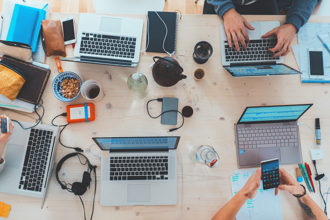 découvrez notre assurance multi-risques pour entreprises, conçue pour protéger votre activité contre divers risques. garantissez la sécurité de vos biens, de votre personnel et de votre chiffre d'affaires grâce à une couverture complète et sur mesure. protégez votre avenir professionnel dès aujourd'hui.