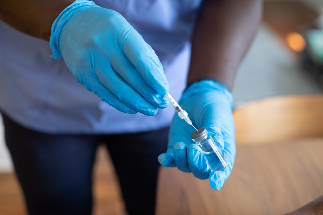 découvrez nos solutions d'assurance santé adaptées à vos besoins. bénéficiez d'une couverture complète et d'un accès facile aux soins médicaux. protégez votre santé et celle de votre famille avec nos offres compétitives.