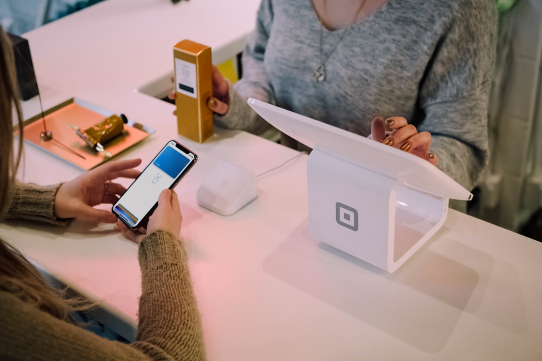 découvrez le monde fascinant de la fintech, où l'innovation technologique transforme le secteur financier en rendant les services bancaires plus accessibles, rapides et sécurisés. explorez les tendances, les acteurs majeurs et les nouvelles solutions qui redéfinissent notre façon de gérer l'argent.