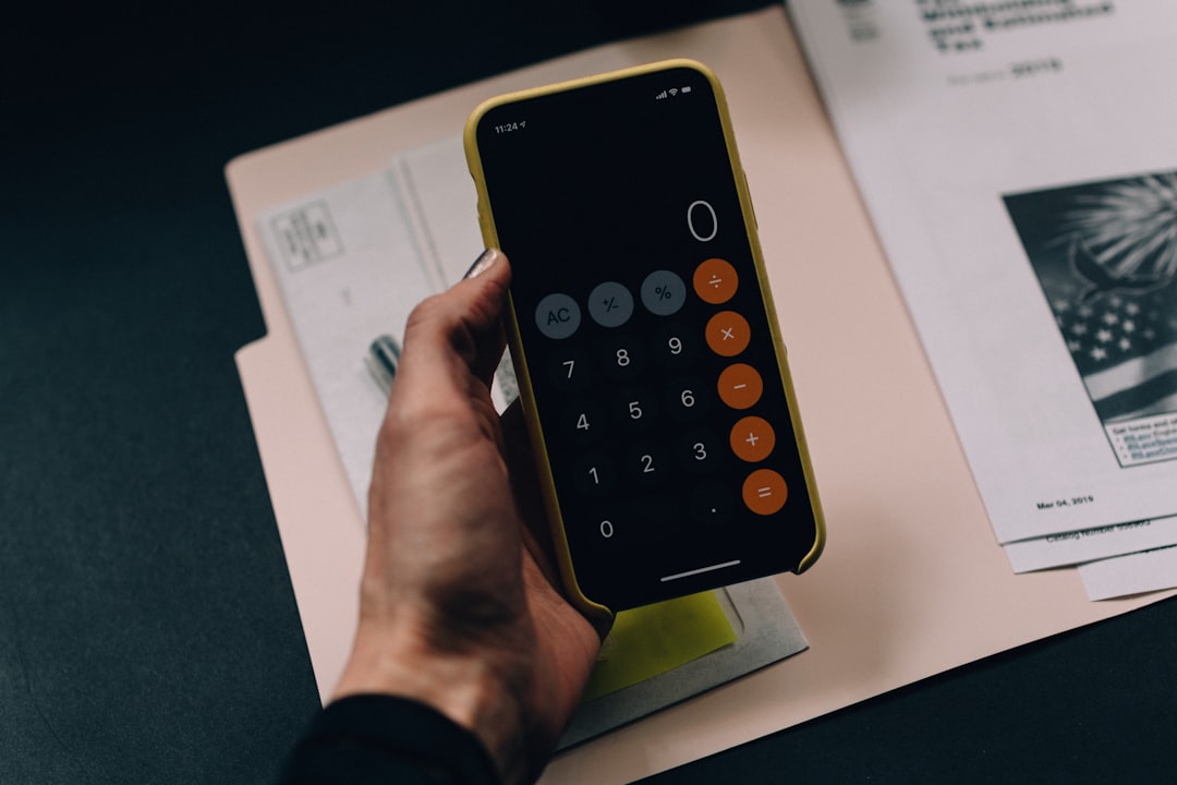 découvrez comment l'assurance et la fiscalité interagissent pour optimiser votre protection financière. informez-vous sur les différentes implications fiscales des polices d'assurance et comment elles peuvent impacter votre budget.