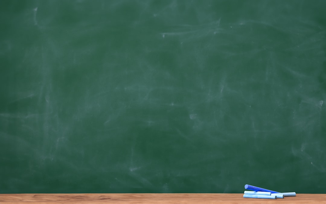 découvrez notre assurance dédiée aux enseignants, offrant une couverture complète pour protéger votre activité professionnelle et personnelle. profitez d'une tranquillité d'esprit grâce à des solutions adaptées à vos besoins spécifiques.