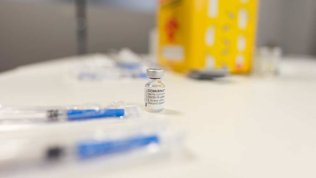 découvrez nos solutions d'assurance santé sur mesure pour vous protéger, vous et votre famille, contre les imprévus médicaux. bénéficiez d'une couverture complète, d'un service client réactif et d'une tranquillité d'esprit. protégez votre santé avec nos options d'assurances adaptées à tous vos besoins.